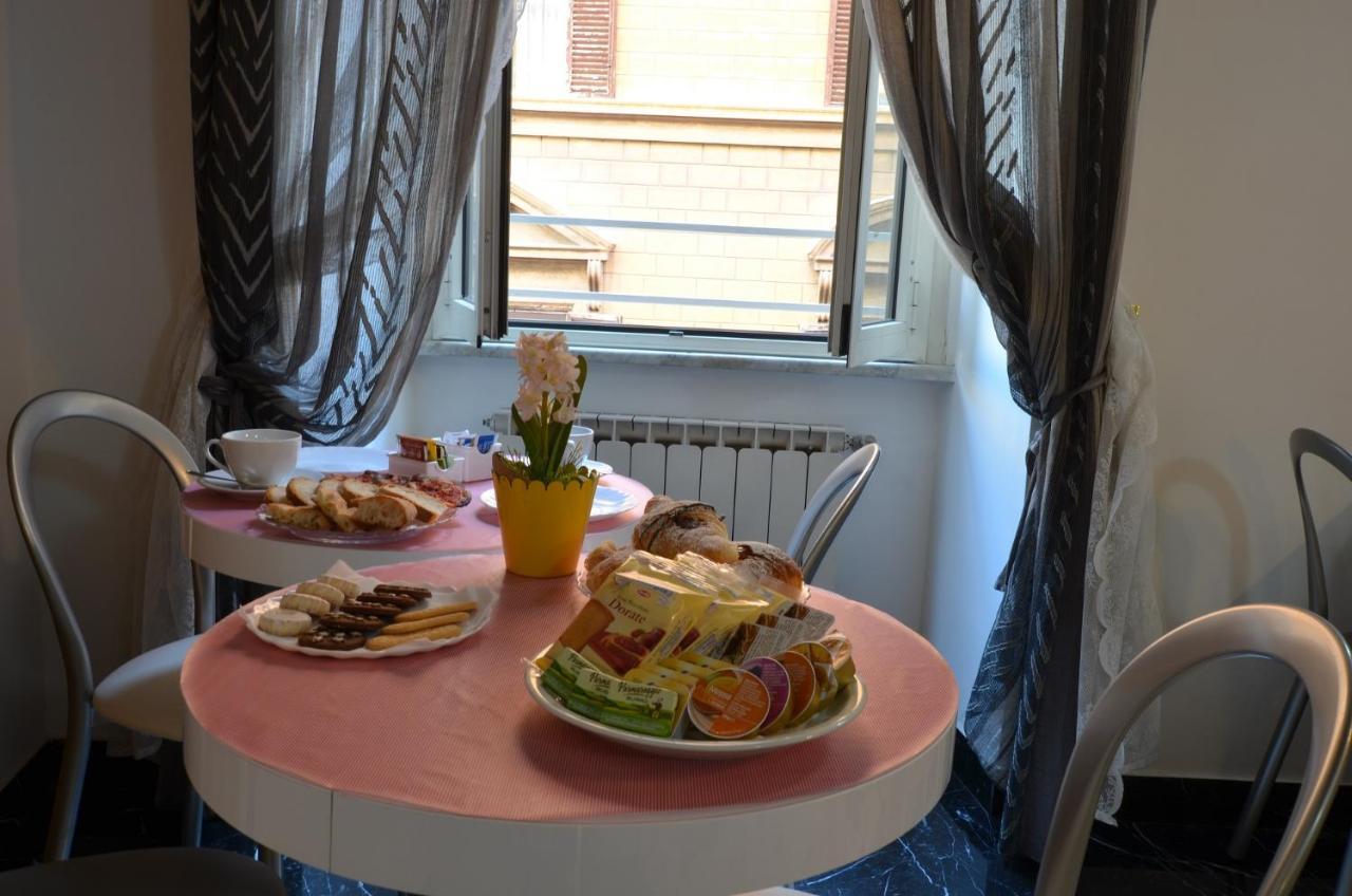 Notti A Roma Acomodação com café da manhã Exterior foto